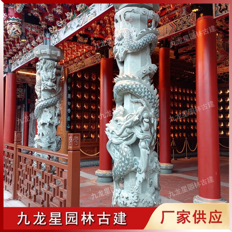 寺廟門(mén)前石雕龍柱圖片